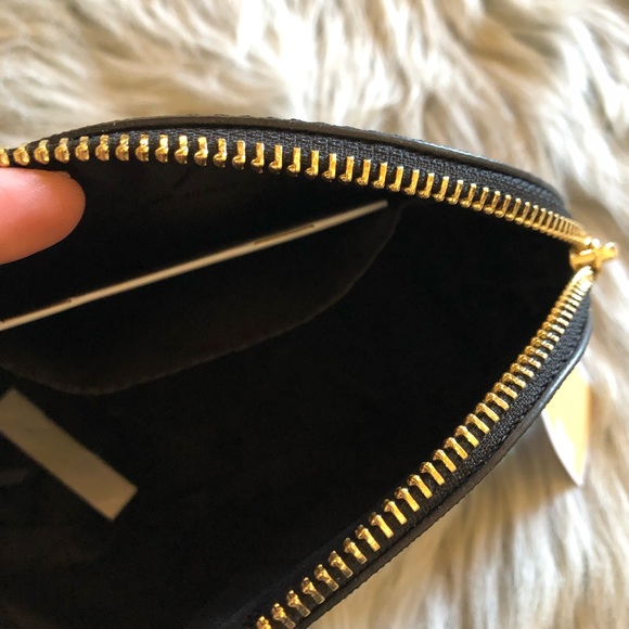 NWT Michael Kors roses floral cosmetic case travel - Picture 6 of 6